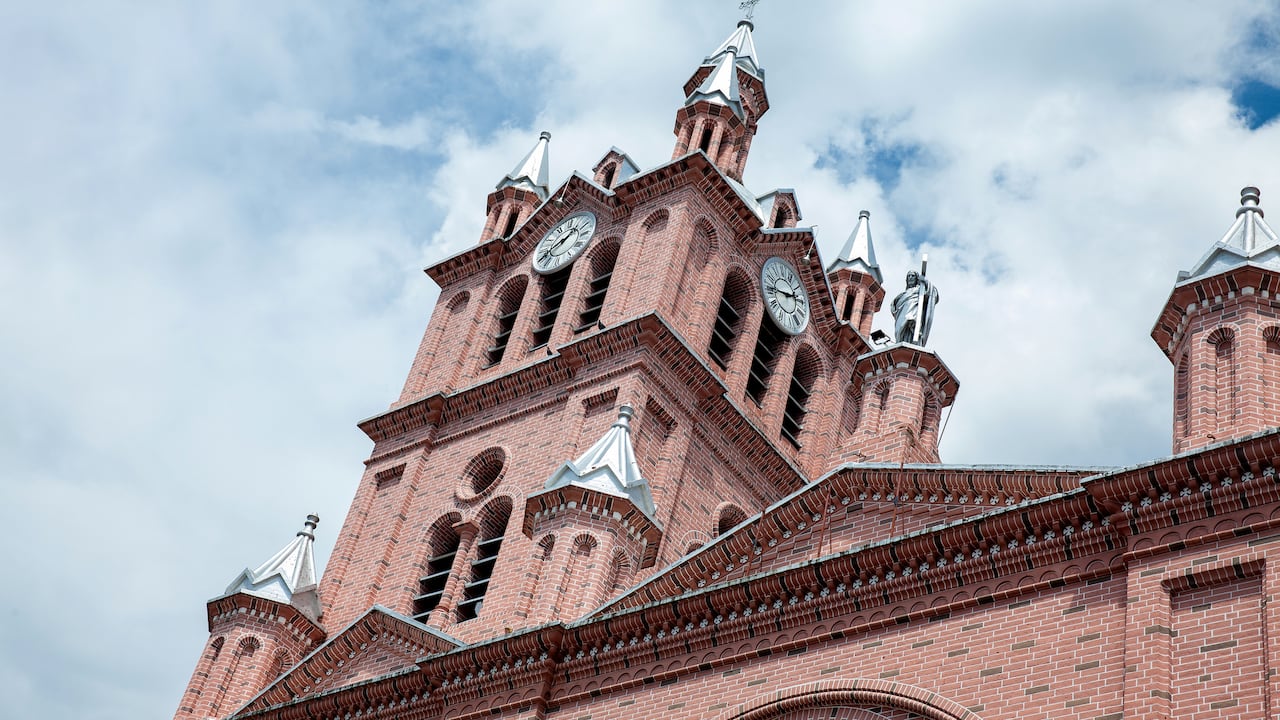 Basílica del Señor de Los Milagros, uno de los principales sitios de interés de los viajeros que llegan a Guadalajara de Buga.