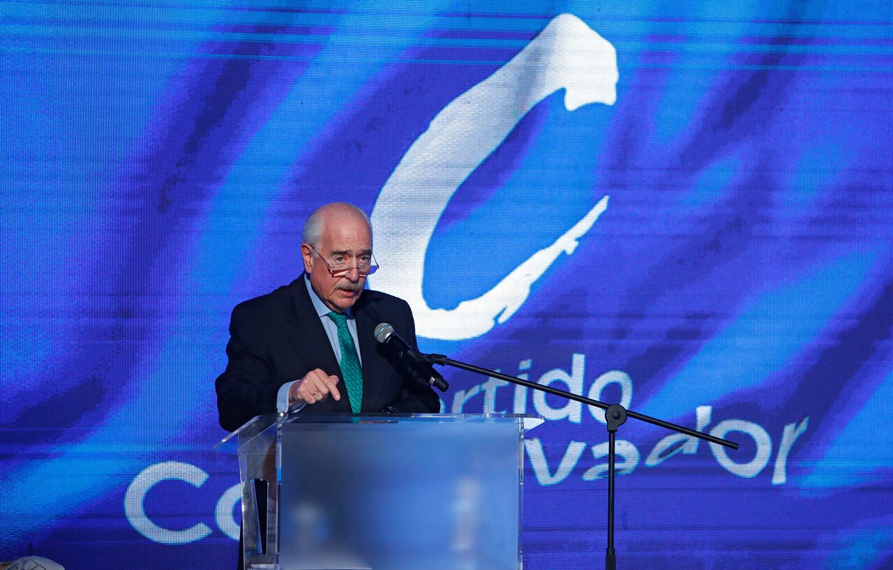 Andrés Pastrana Arango
Ex Presidente