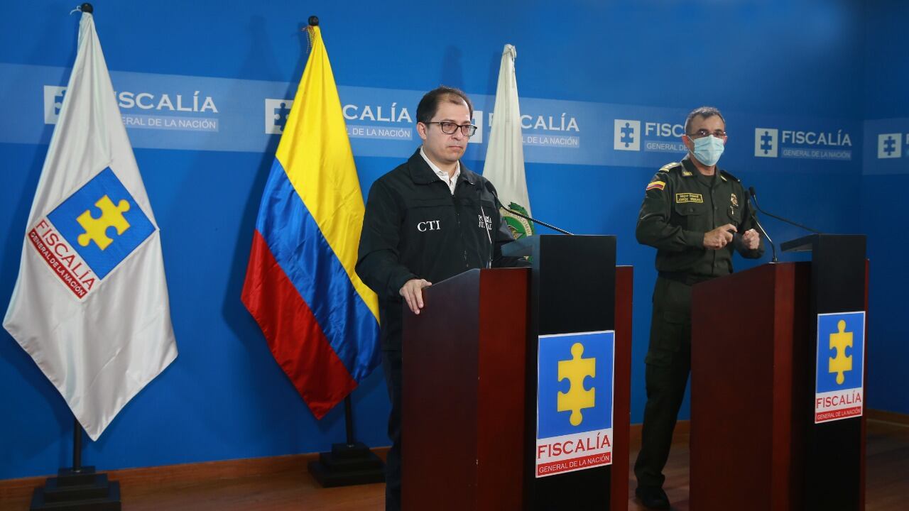 Rueda de prensa fiscal y director policía. 26 de abril 2021