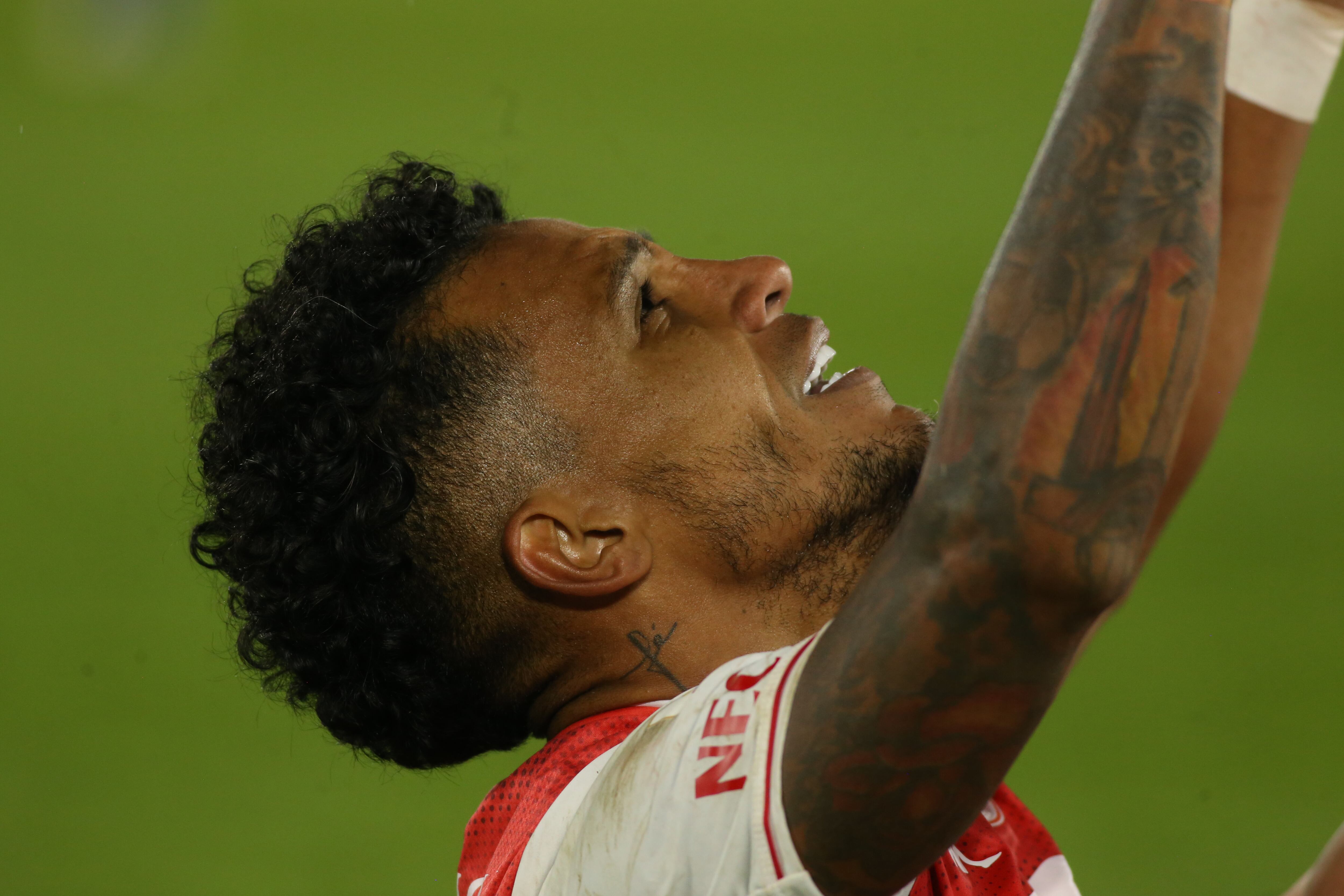 Independiente Santa Fe's Wilson Morelo celebrates the third goal against Millonarios in matchday 17 of the Liga BetPlay DIMAYOR II 2022 at the Nemesio Camacho El Campin stadium in the city of Bogota. (Photo by Daniel Garzon Herazo/NurPhoto via Getty Images)