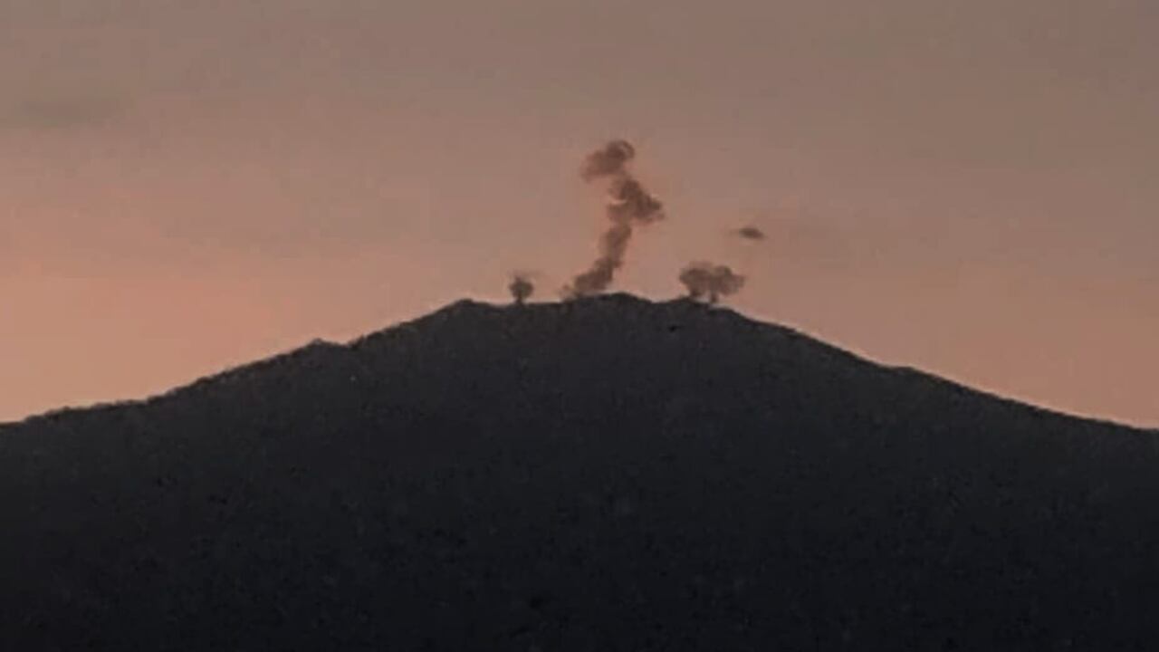 Así se ve el volcán Puracé en las primeras horas de este 20 de enero.