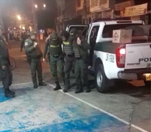 Entre los heridos se encuentra un uniformado de la Policía.