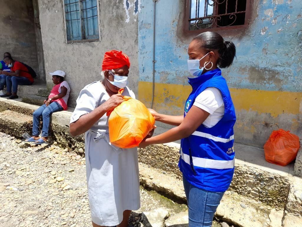 Entrega ayudas humanitarias Chocó