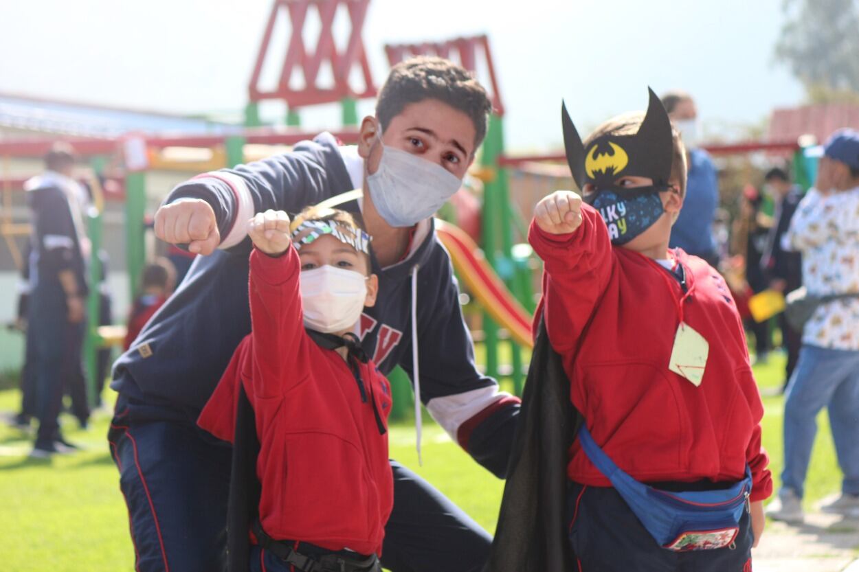 La 'Cátedra de la Felicidad' les permite desarrollar en los estudiantes inteligencia emocional, habilidades para la vida, control del estrés, tensión y sus emociones.