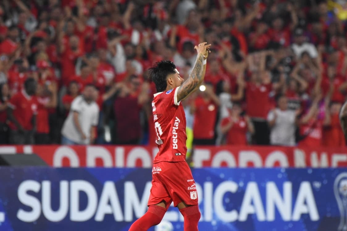 Así se vivió el duelo de los playoffs de la Copa Sudamericana 2026 entre América de Cali y Atlético Bucaramanga.
