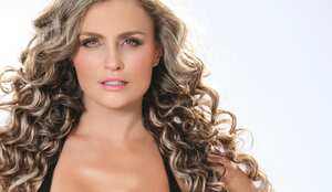 Aura Cristina Geithner, actrizy cantante