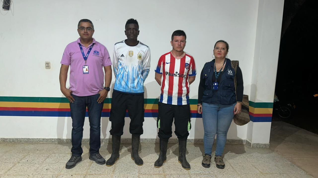 Los soldados profesionales Ángel Humberto González y Edgar Mina Carabalí fueron liberados.