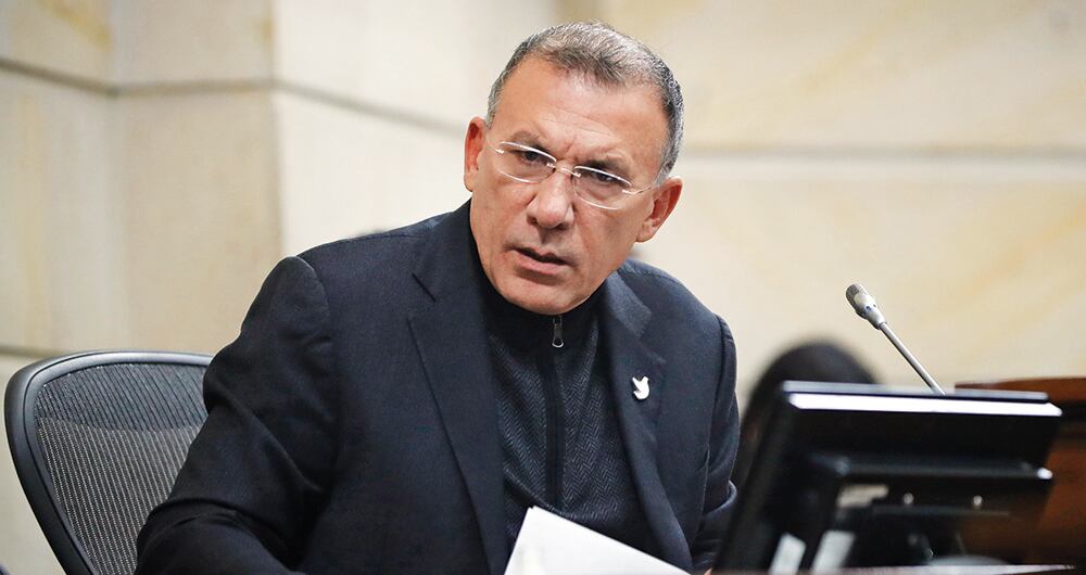 El senador del Pacto Histórico aseguró que quiere dedicarse a escribir.