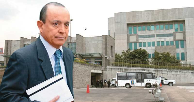 Los hechos por los cuales es investigado Santiago Uribe ocurrieron hace más de 20 años