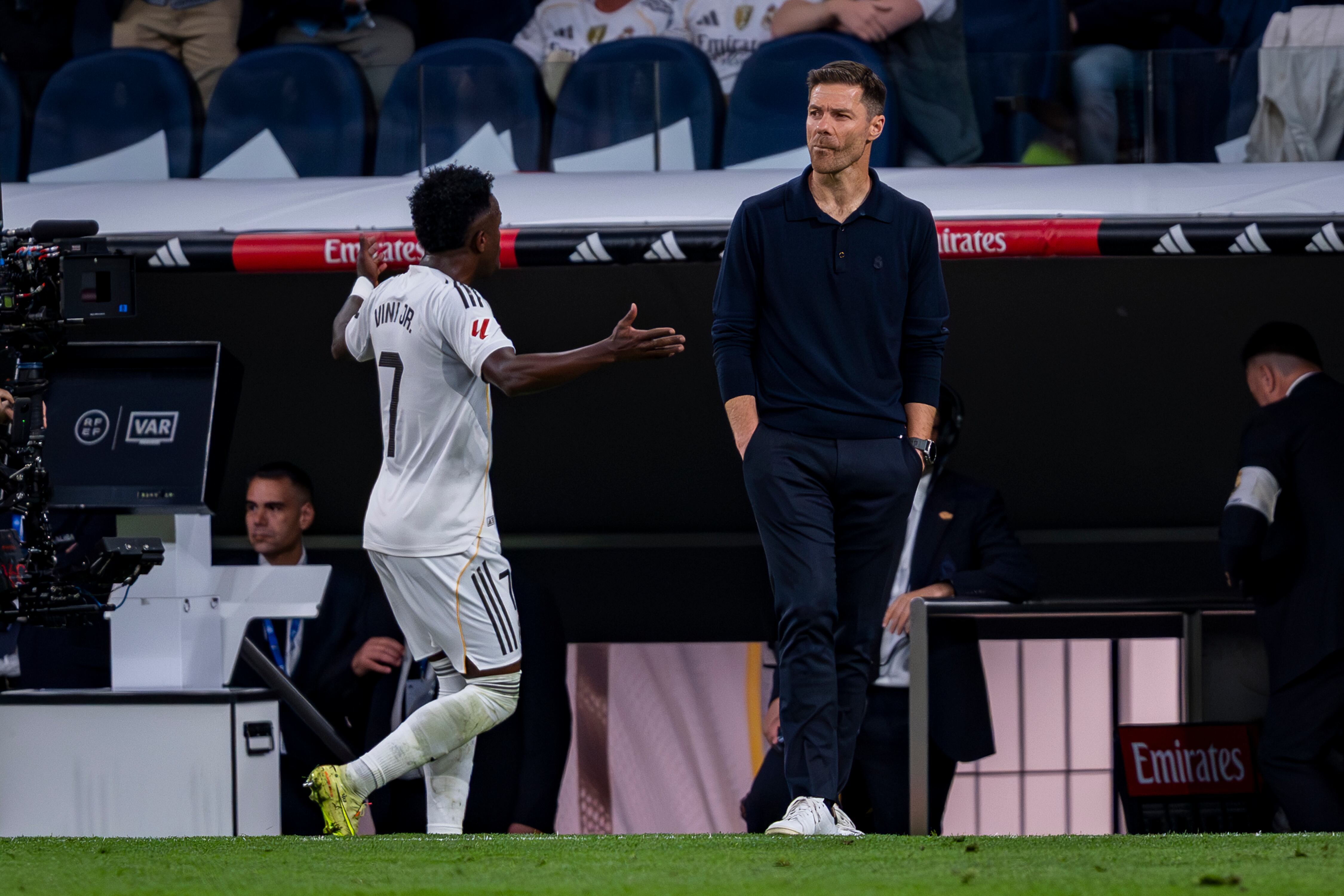 Vinícius Júnior salió furioso durante el clásico ante Barcelona.