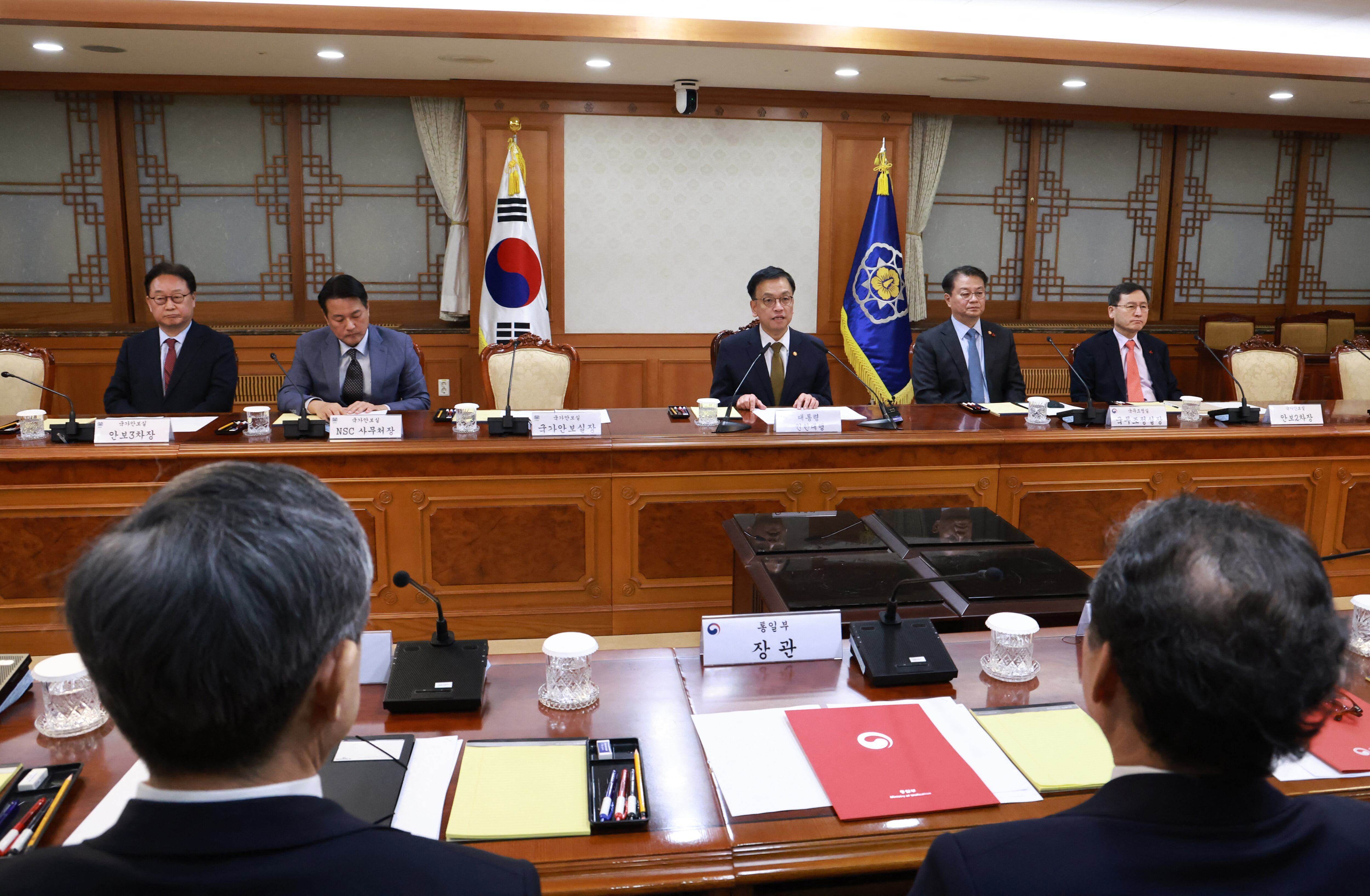 Parlamento de Corea del Sur destituye al presidente interino Han Duck-soo