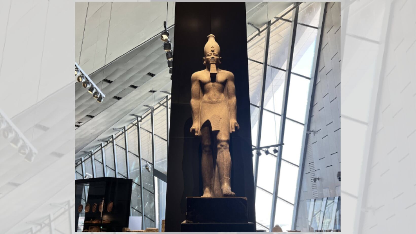 En este museo usted se encontrará con más de 100.000 artefactos de los antiguos tesoros de Egipto