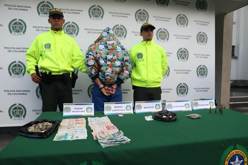 En los allanamientos incautaron: 21.46 gramos de base de coca, 0.84 gramos de cocaína, entre otras sustancias