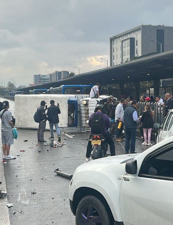 Volcamiento de camión.