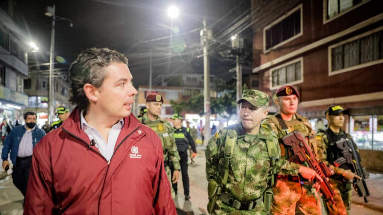 Se duplicaron los puestos de control en las entradas y salidas de la ciudad y en los principales corredores viales por parte del Distrito, la Policía y el Ejército.
