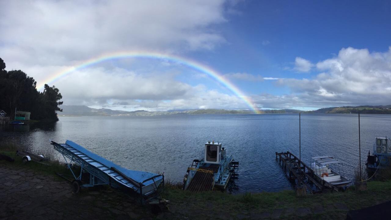 La cantidad de agua disponible en la región ha disminuido, lo cual repercute en la agricultura y en otras formas de sustento de las comunidades.