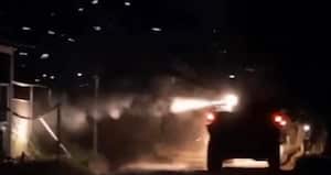 Las autoridades sacaron tanquetas de combate a las calles.