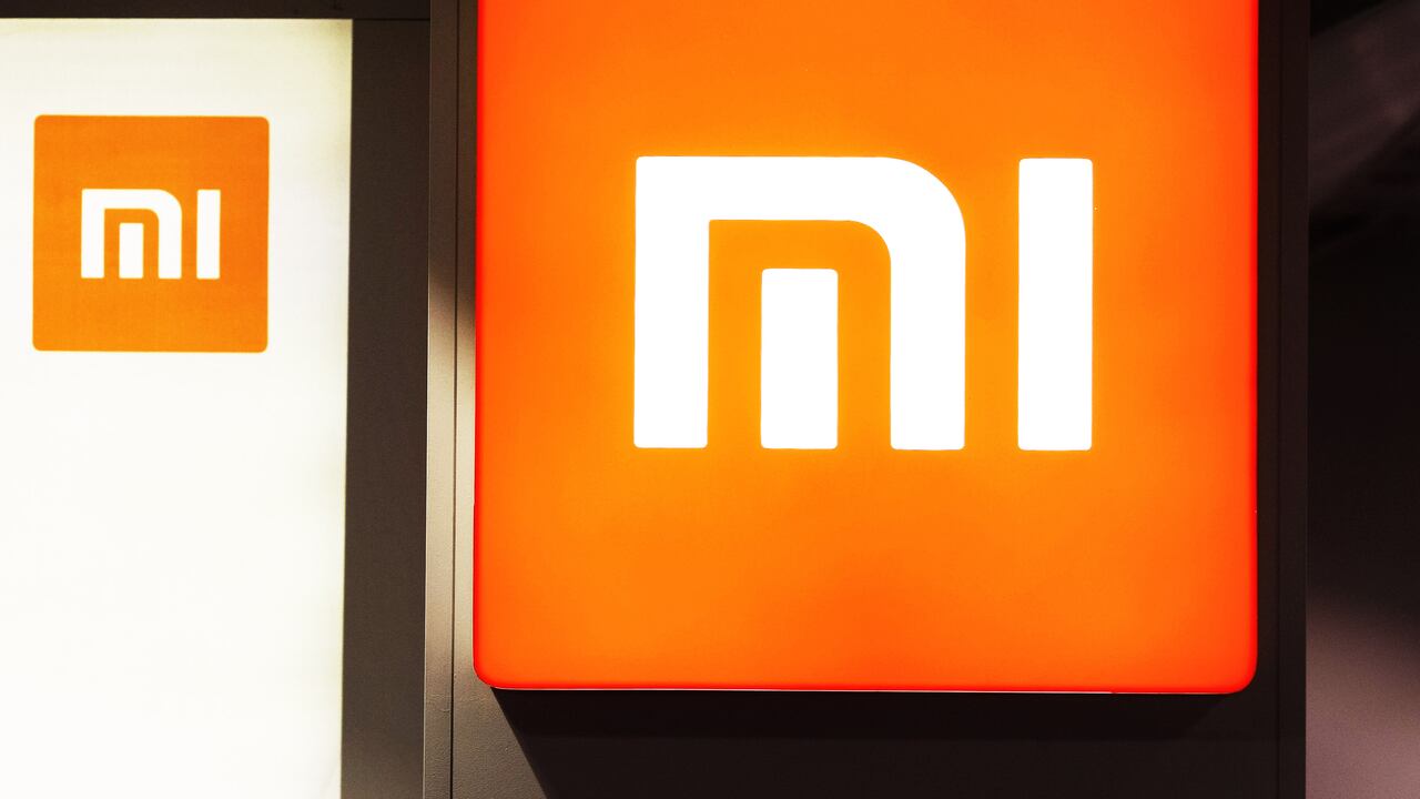 Este dispositivo, que soporta un peso de hasta 12 kg de tela, cuenta con una función inteligente que cierra las cortinas lentamente para aliviar la fatiga visual y proteger la privacidad. (Photo by Pavlo Gonchar/SOPA Images/LightRocket via Getty Images)