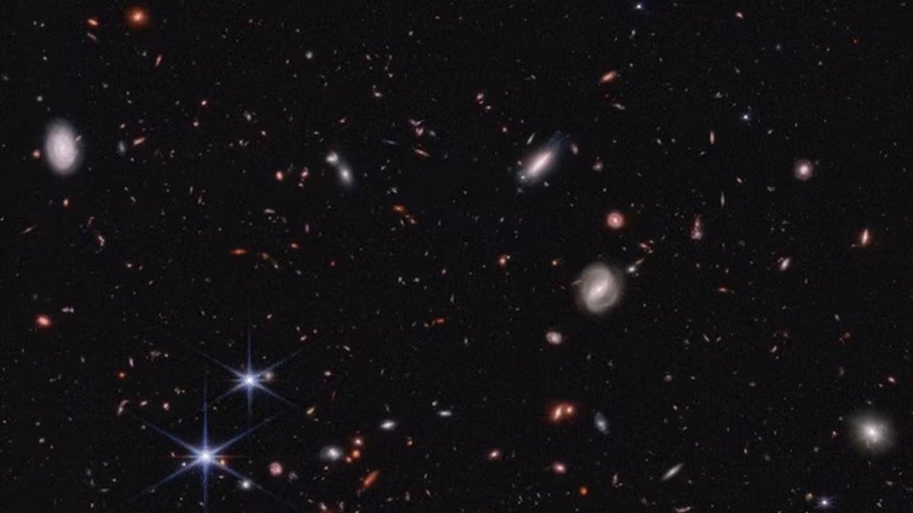 Archivo - Universo distante