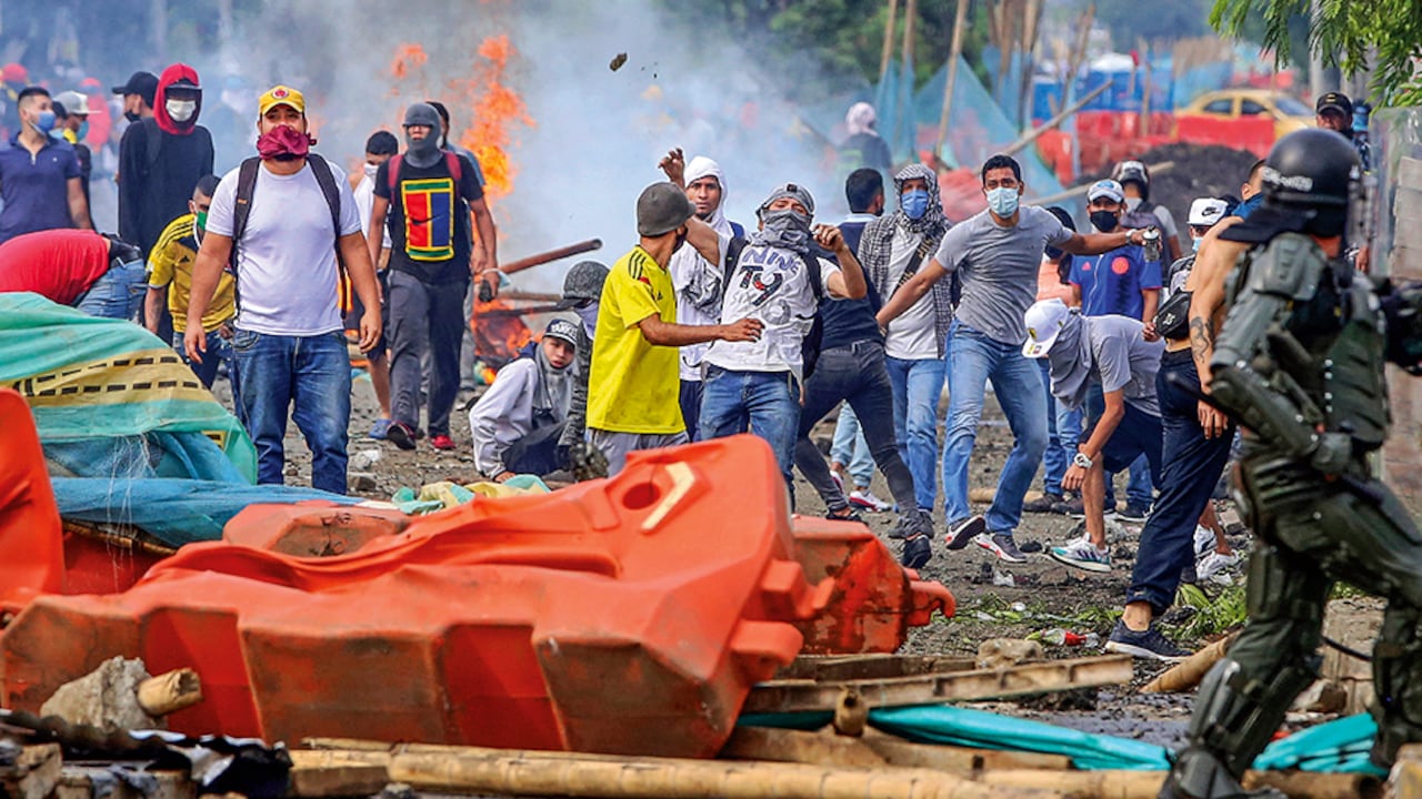 Las autoridades tienen en su poder pronunciamientos de los grupos armados que comandaron la violenta toma de Cali. Los mensajes han sido muy claros sobre su intención de infiltrarse y aprovecharse de las marchas pacíficas.
