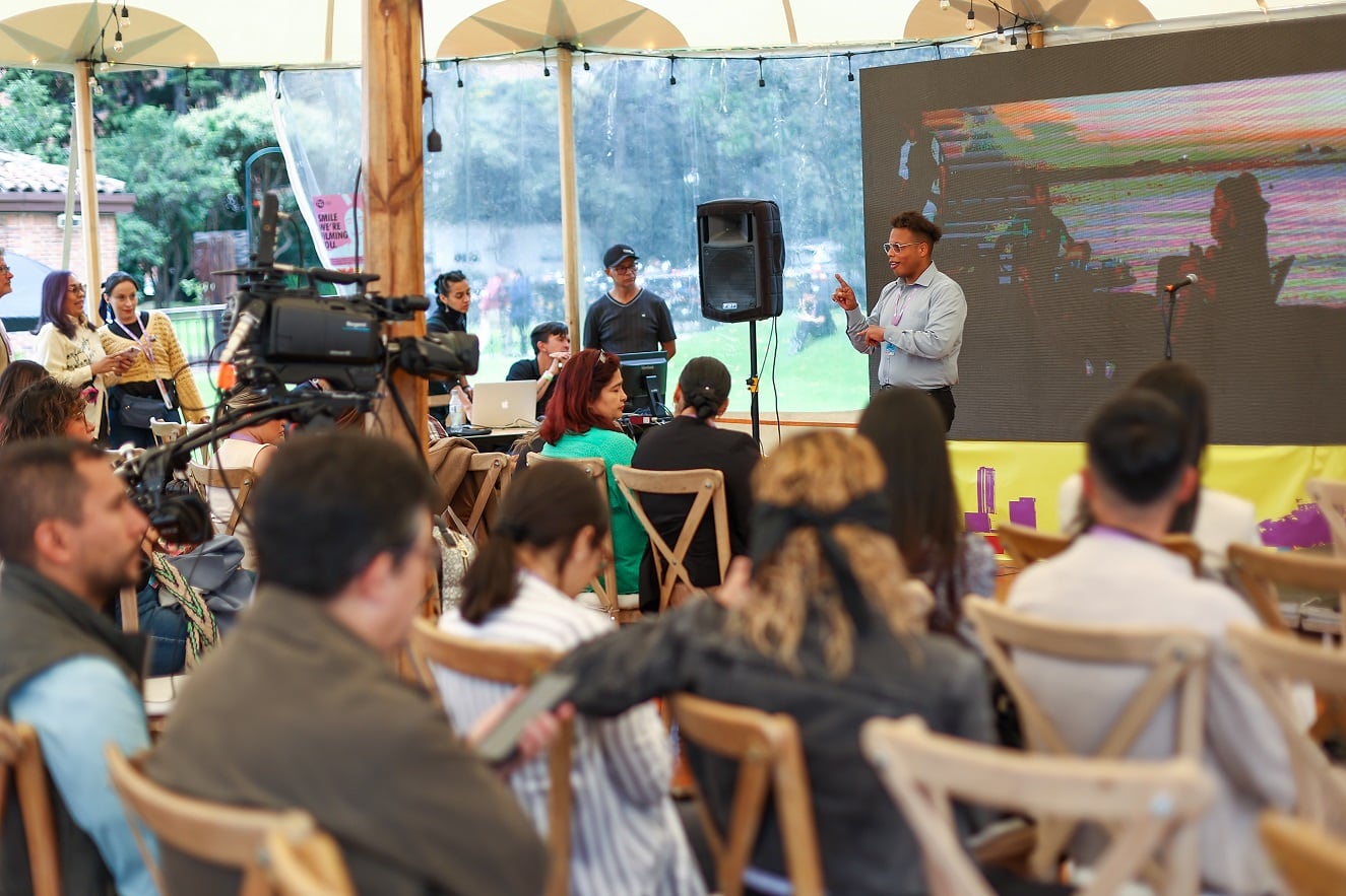 Este año el mercado incorpora tres nuevos focos: formatos emergentes, archivo audiovisual, y destina un espacio especial a las narrativas de paz en conmemoración de los diez años del Acuerdo de Paz.