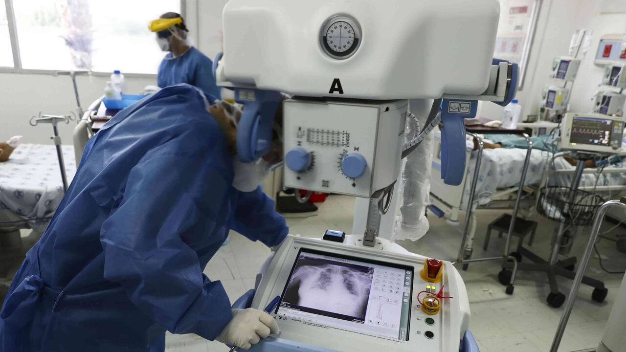 Coronavirus hoy: vandalizan hospital por falsos rumores sobre covid-19 en México/Foto: AP