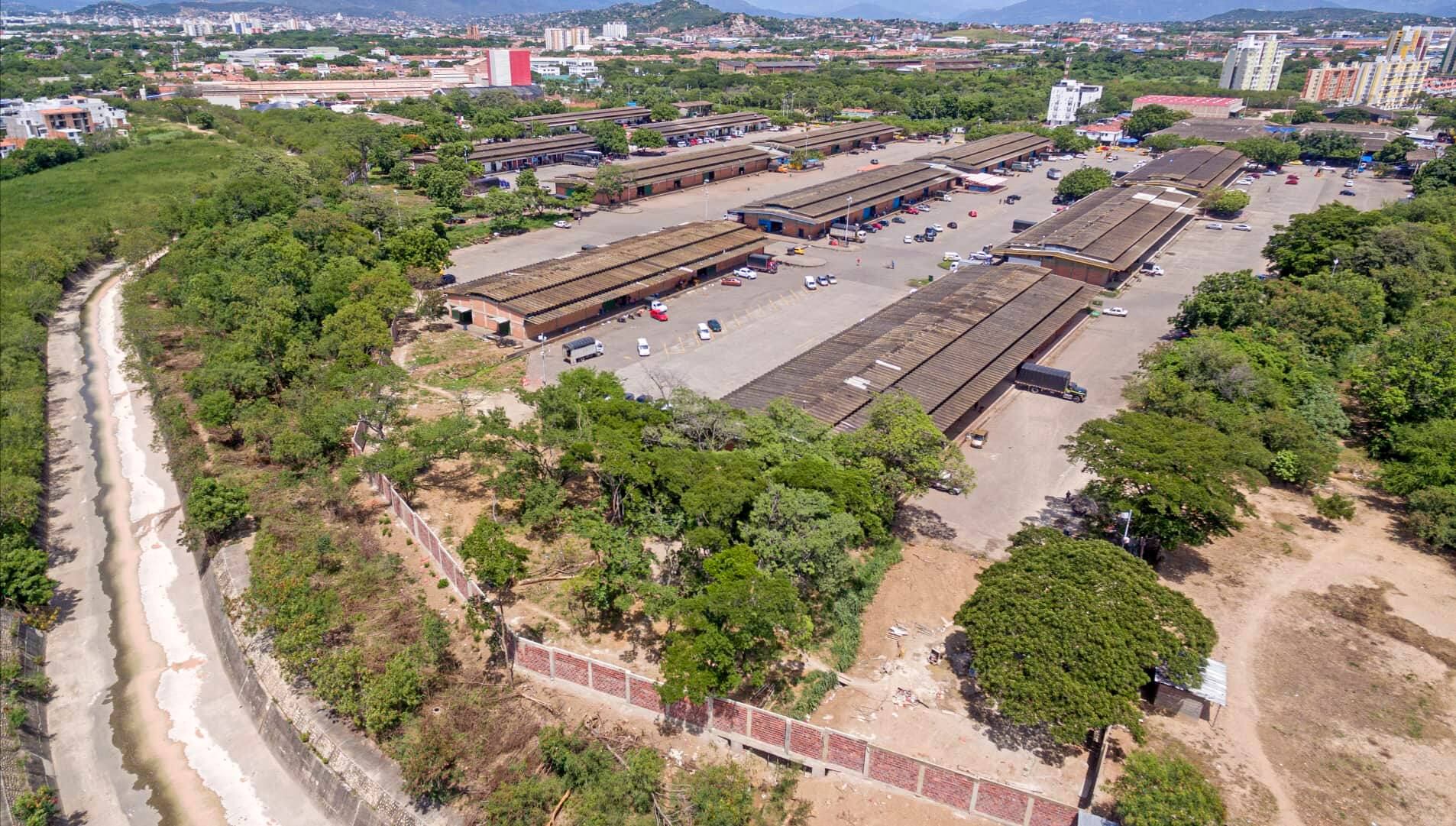 Esta central genera más de 8.000 empleos.