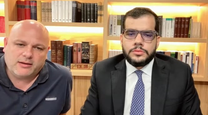 Miguel Quintero Calle se presentó ante el juzgado 39 penal con función de control de garantías junto a su abogado Santiago Trespalacios.