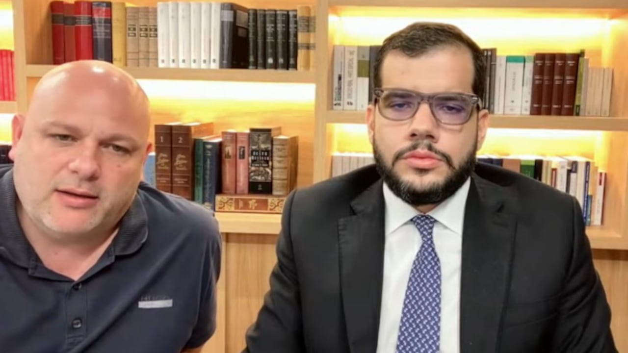 Miguel Quintero Calle se presentó ante el juzgado 39 penal con función de control de garantías junto a su abogado Santiago Trespalacios.