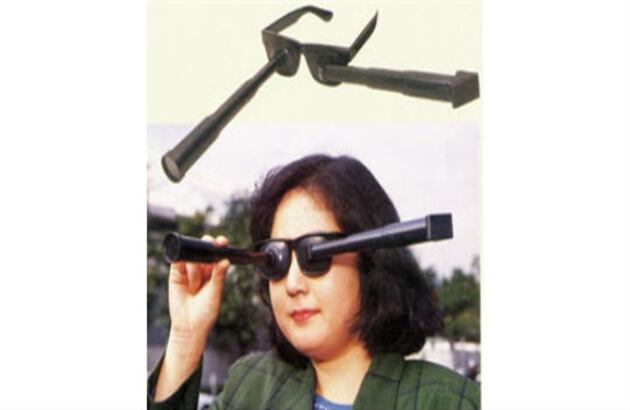 Estas gafas le permiten ver 180 grados a su alrededor. 