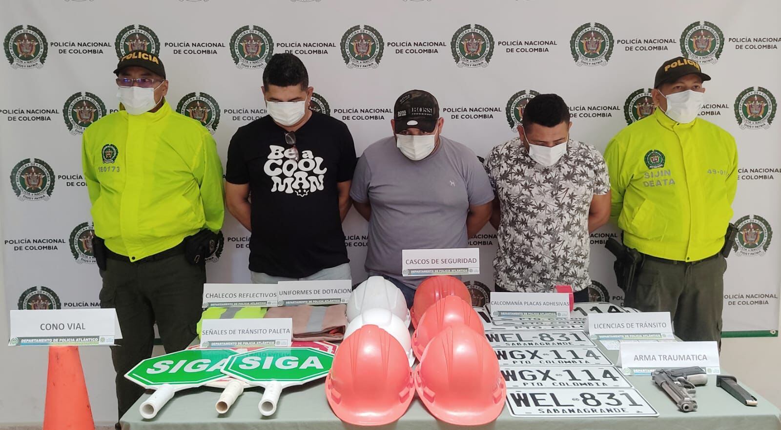 La Policía en el departamento del Atlántico capturaron a cinco personas que integraban Los Volqueteros.