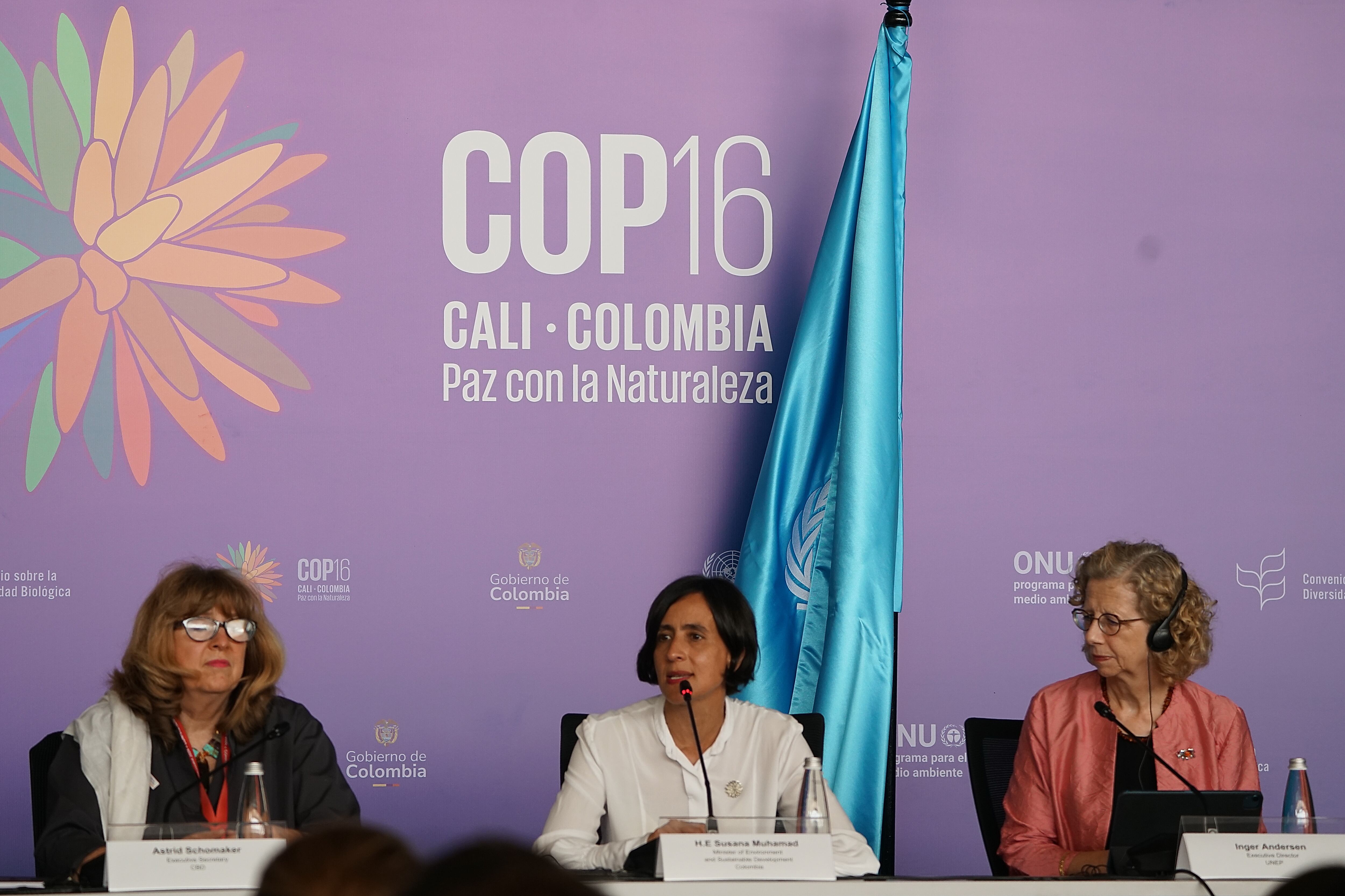 La ministra Susana Muhamad da balance de la COP16 al viernes 25 de octubre en el Centro de Eventos Valle del Pacifico. Foto Jorge Orozco / El País.