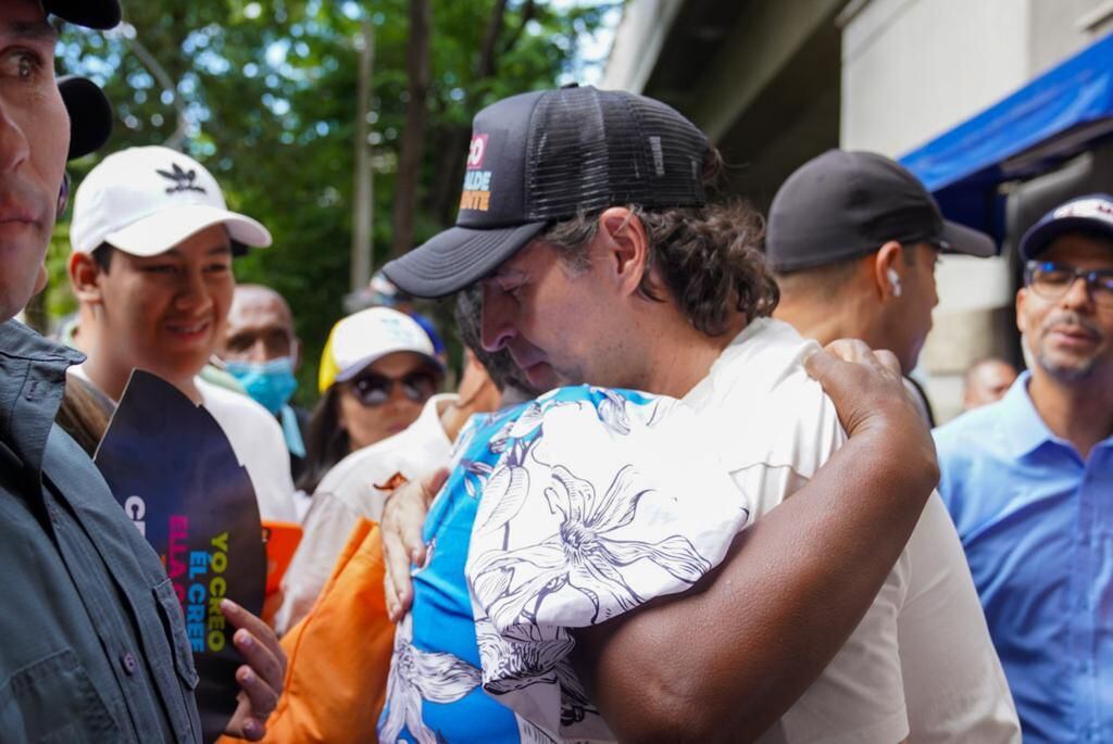 Federico Gutiérrez en acto público por la Alcaldía de Medellín