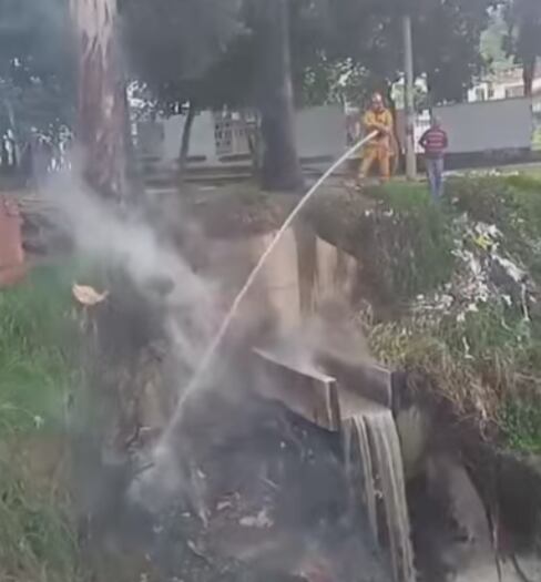 La emergencia fue atendida por el cuerpo de Bomberos de Ocaña.