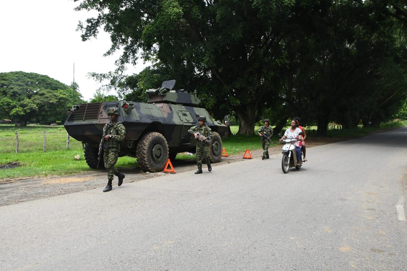 Ejército Nacional realiza Controles de Vigilancia y Seguridad en Potrerito y Jamundí.