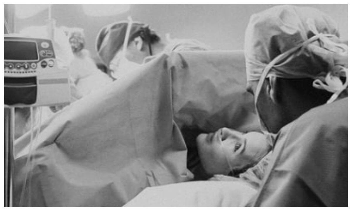 Lorelei Tarón y Falcao García anuncian el nacimiento de su hija