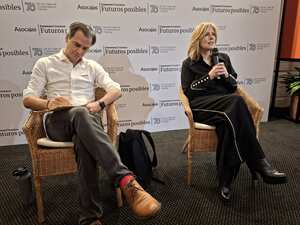 Director de Comfama, David Escobar, y presidenta ejecutiva de Asocajas, Adriana Guillén.