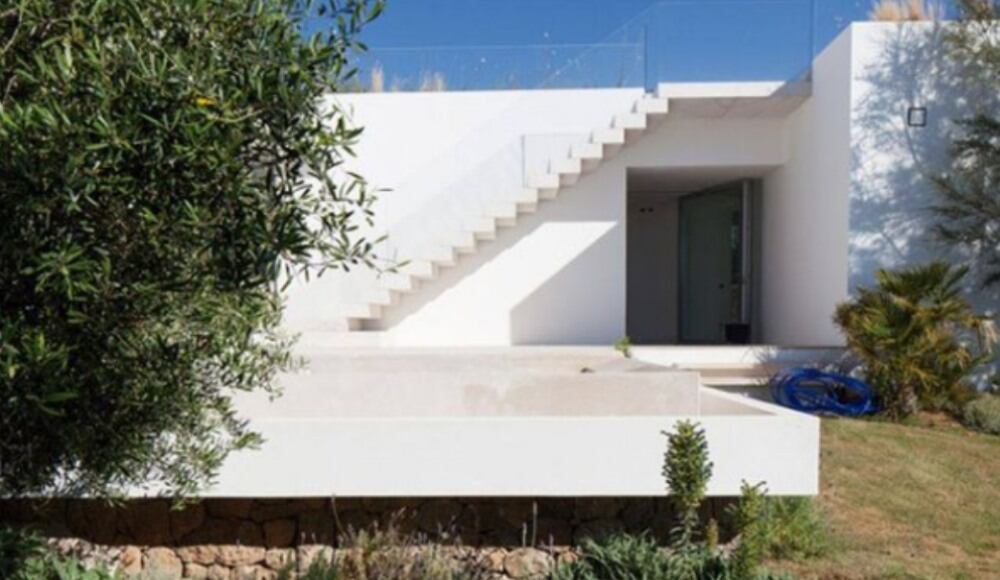 Foto de la mansión en la que se habría hospedado la cantante.