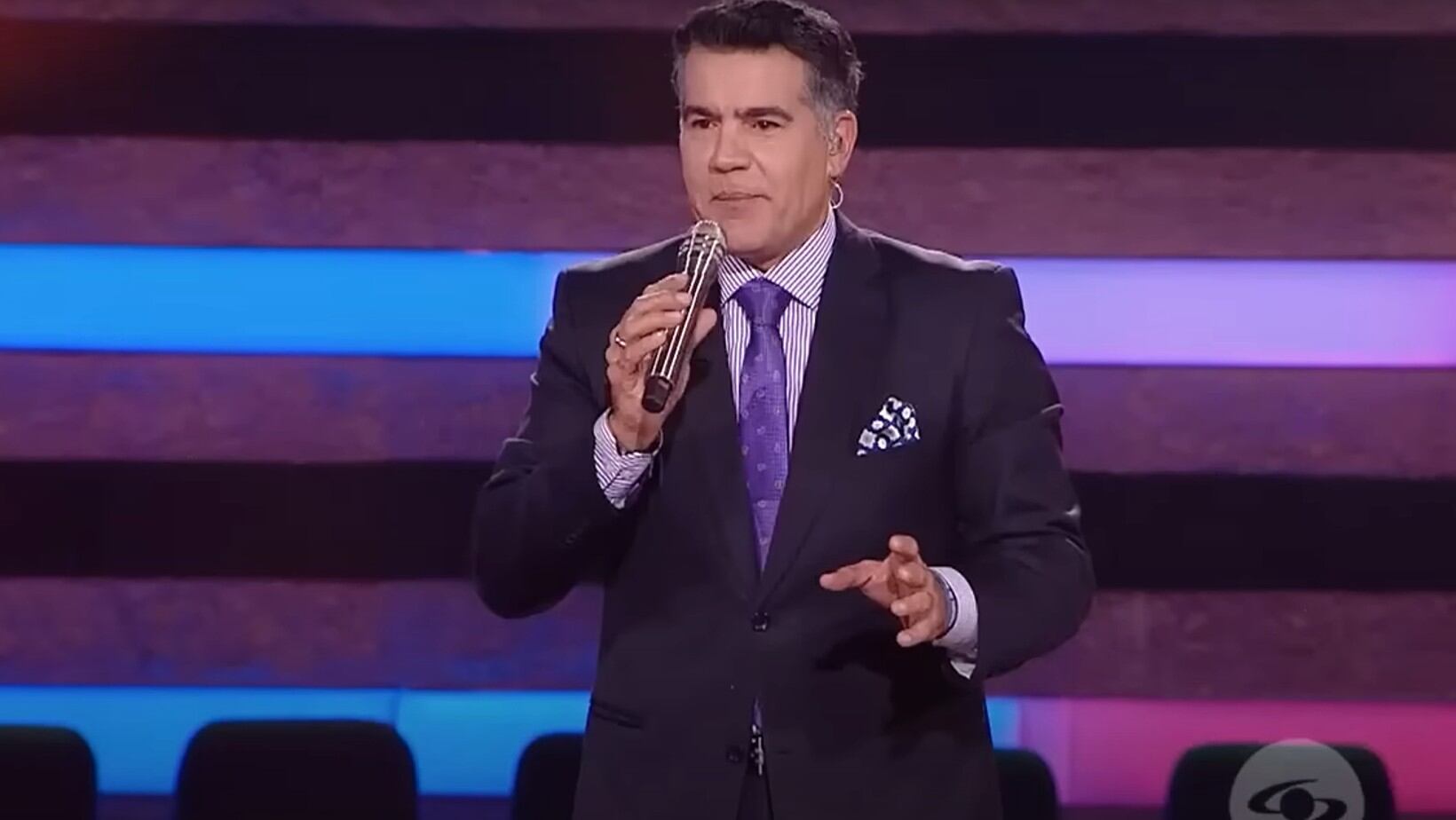 El tremendo show que armó Carlos Calero en plena emisión de 'La descarga' que dio de qué hablar