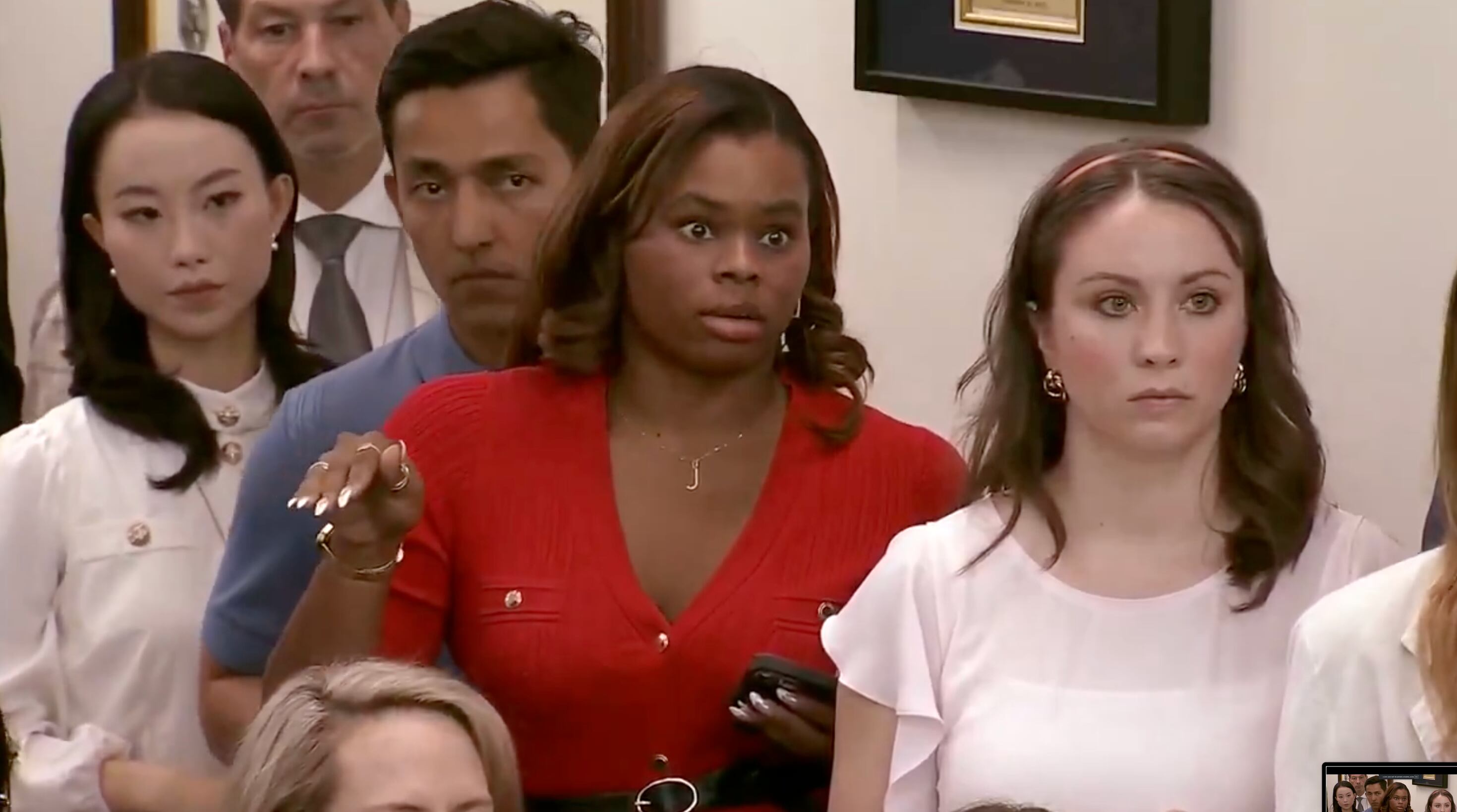 Jasmine Wright de NOTUS, la periodista fue quien hizo la pregunta.