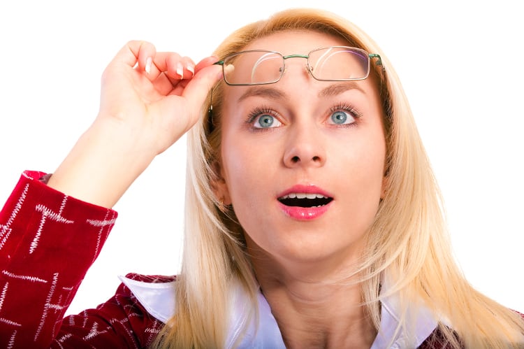 Las pestañas tienen ciclos de vida, lo que genera que se caigan. Foto: ©Ingimage