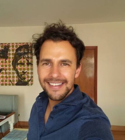 Iván López se mostró muy emocionado con familia.