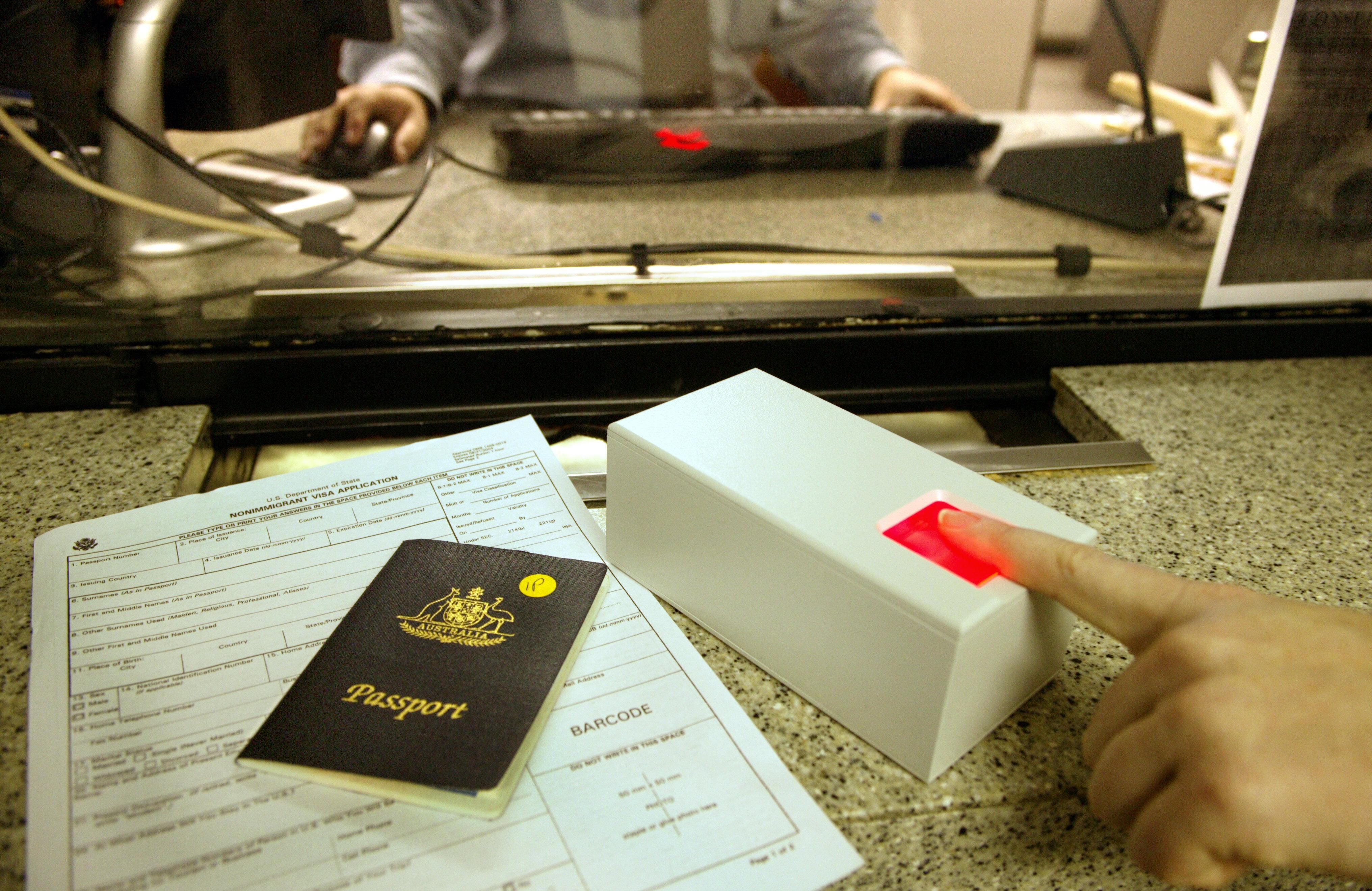 Si sale del país, deberá realizar nuevamente el proceso en la Embajada americana