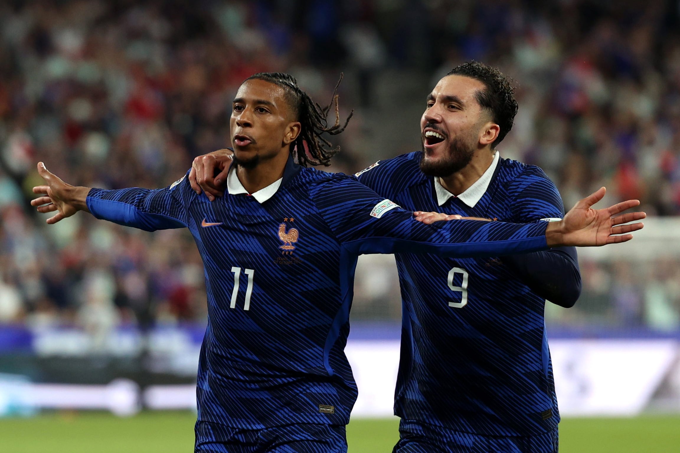 Michael Olise celebra su gol con Francia ante Italia.
