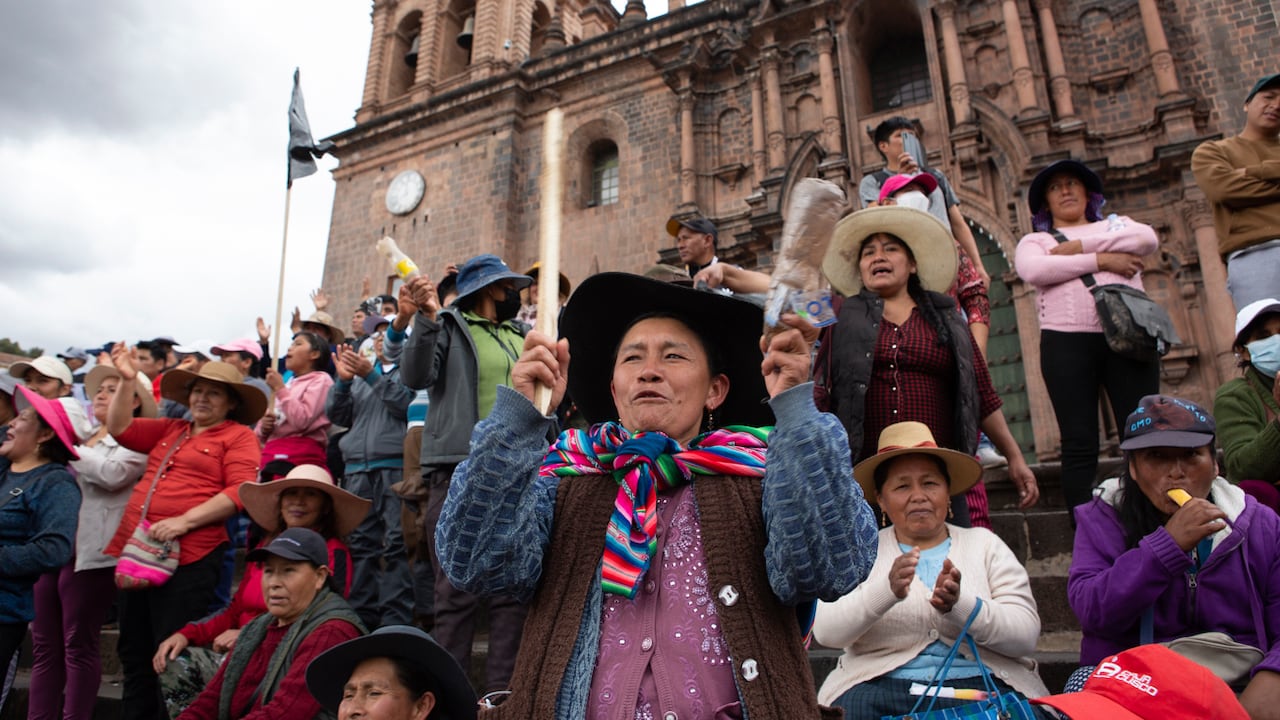 En días pasados, los manifestantes afectaron el sistema férreo que comunica a Machu Picchu con Cusco, dejando atrapados a cerca de 400 turistas.