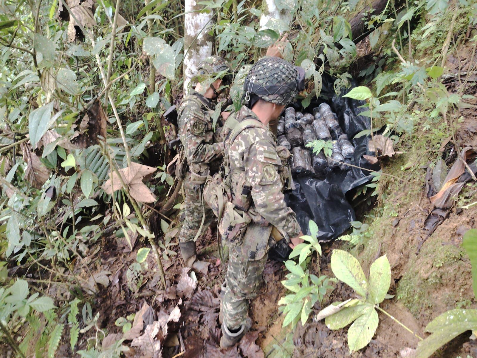 Militares en operación contra las disidencias de las Farc en Caquetá.