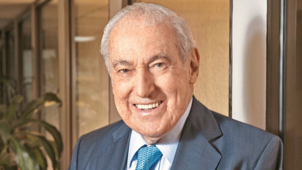 Ernesto De Lima, Empresario.