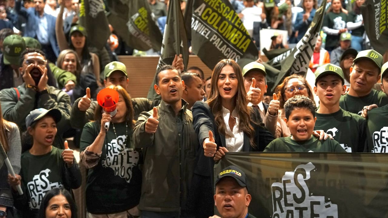 Daniel Palacios inscribió su candidatura a la Presidencia.
