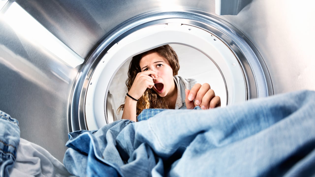 Este método permite acabar con los malos olores sin maltratar la ropa.