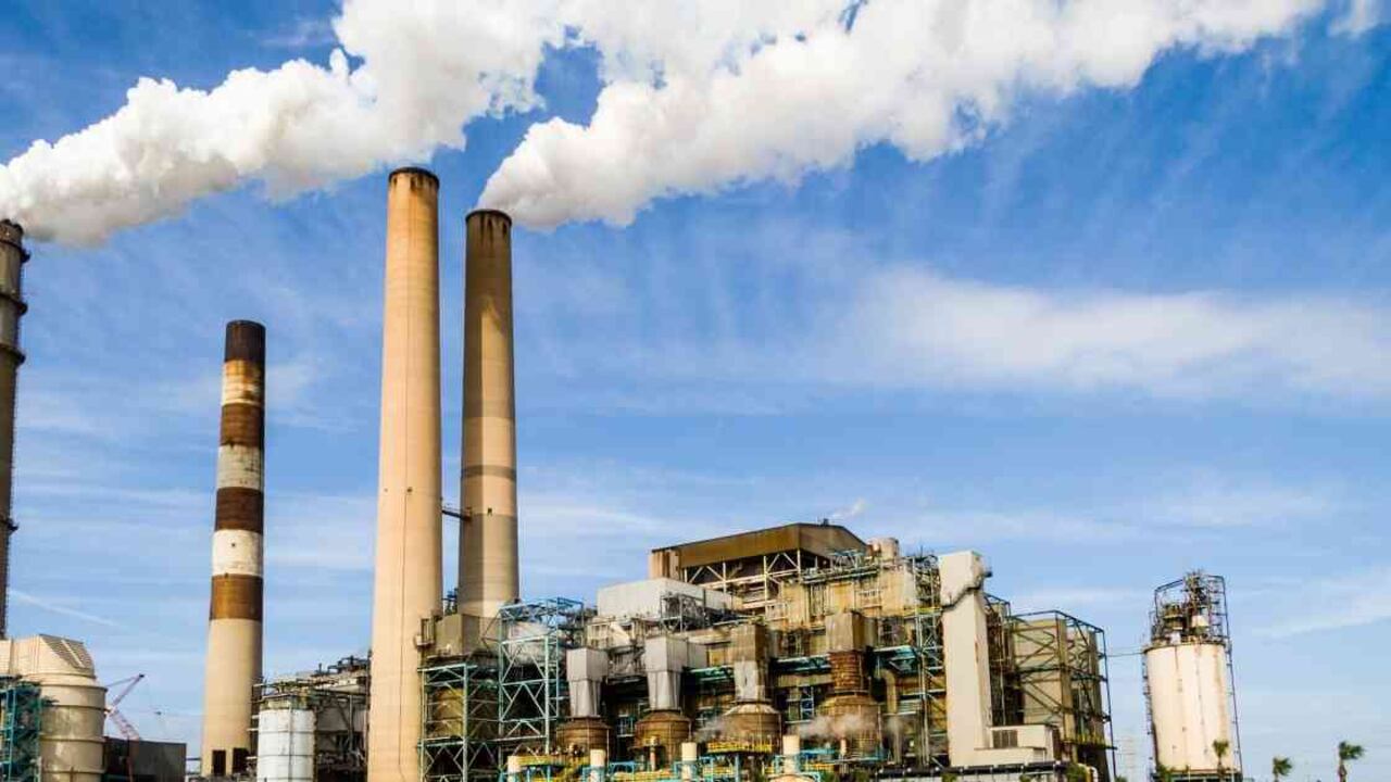 Empresas dedicadas a la producción de aceros y ladrillos, del sector termoeléctrico y cementero harán parte de esta iniciativa impulsada por Corpoboyacá y el Ministerio de Ambiente. Foto: Pixabay.